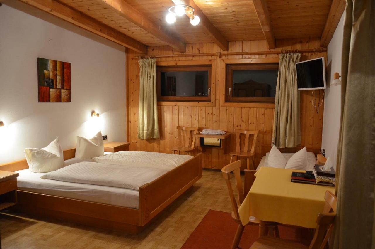 Hotel Restaurant Thurner Zams Exterior photo